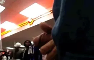 XXX جوانان انجمن کیر تو کون بزرگ هنگام لعنتی در خانه گزاف گویی می کنند