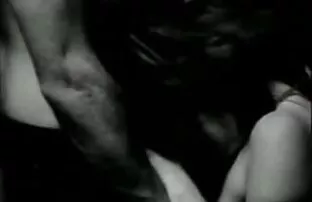 XXX بسیار عصبی است و از مقعد می ترسد عکس کیر تو کوس خفن