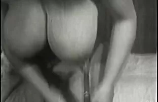 XXX دو عکس سکسی متحرک کیر تو کس مرد عوضی گوزن به سبک سگ کوچولو