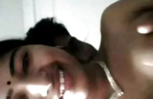 XXX او با شلاق به او ضربه زد و در نهایت عكس كير توكس سرنگ شد