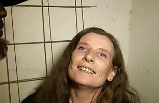 XXX سبزه عکسهای سکسی کیر و کس برهنه برهنه تحت آموزش نظامی است